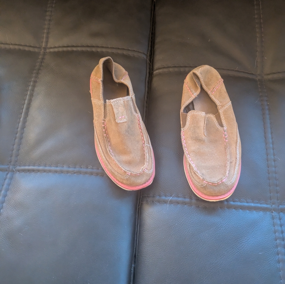 Ariat Shoes